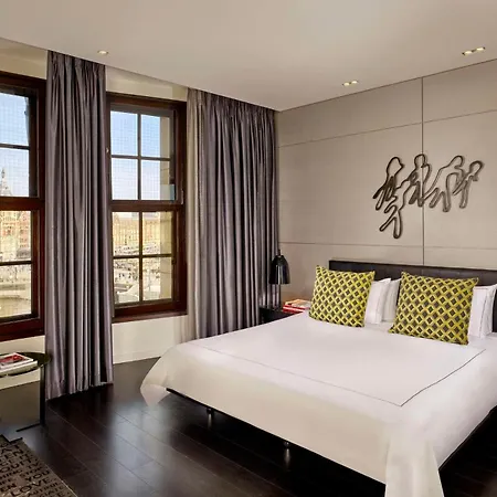 Art'otel Amsterdam, Powered By Radisson Szálloda
