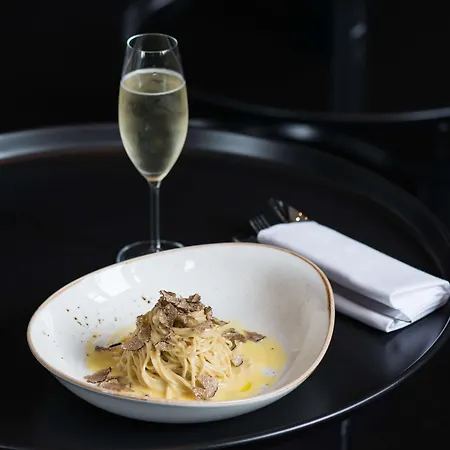 Art'otel Amsterdam, Powered By Radisson Hotel