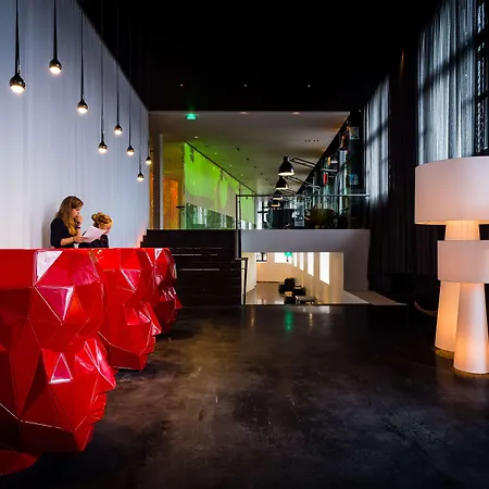 Hotell Art'otel Amsterdam, Powered By Radisson 4*