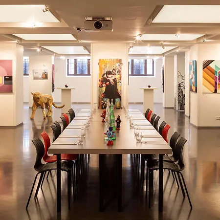 Art'otel Amsterdam, Powered By Radisson מלון 4*