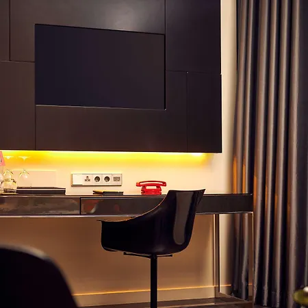 Art'otel Amsterdam, Powered By Radisson 4* 암스테르담