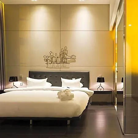 מלון Art'otel 4*