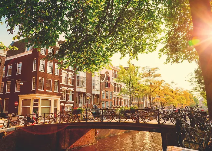 Art'otel Amsterdam, Powered By Radisson Hotel 4*