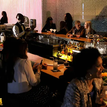 Hotel Art'otel Amsterdam, Powered By Radisson Amsterdam