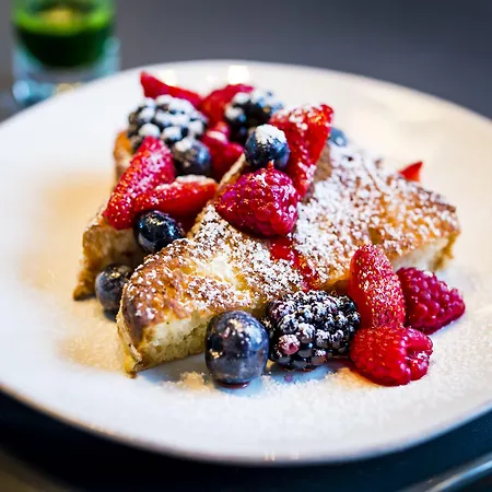 Art'otel Amsterdam, Powered By Radisson 4*